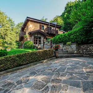 Casa Amici Del Bosco Italia